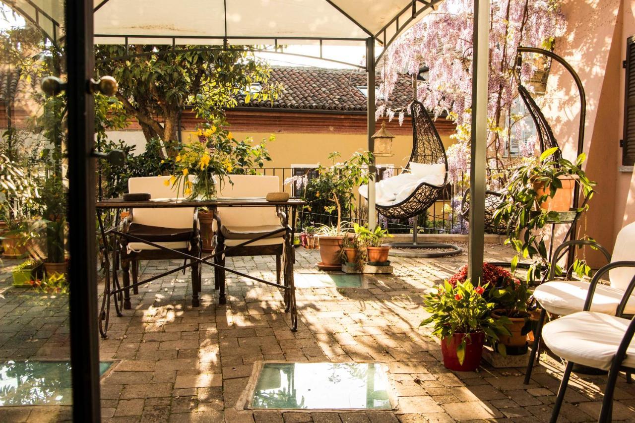 לינה וארוחת בוקר נייבה L'Aromatario מראה חיצוני תמונה